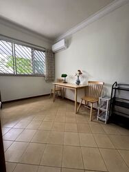 Blk 426 Sun Plaza View (Tampines), HDB Executive #559055861